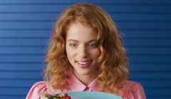 Lisner bez Michela Morana reklamuje Śledzika na kanapkę i sałatki Al Dente (wideo)