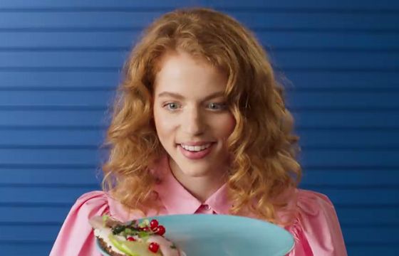 Lisner bez Michela Morana reklamuje Śledzika na kanapkę i sałatki Al Dente (wideo)