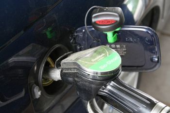 Rolnicy znowu poszkodowani – diesel w hurcie znacznie droższy od benzyny