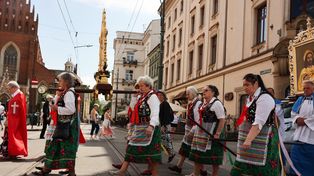 Boże Ciało w Krakowie. Centralna procesja wyruszy z Wawelu na Rynek. Co z parkowaniem?