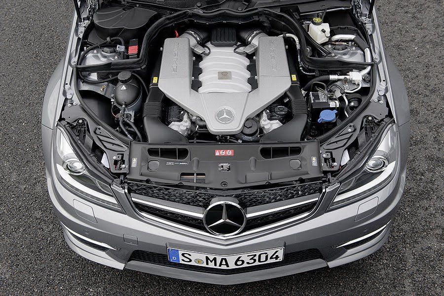 2012 Mercedes-Benz C63 AMG