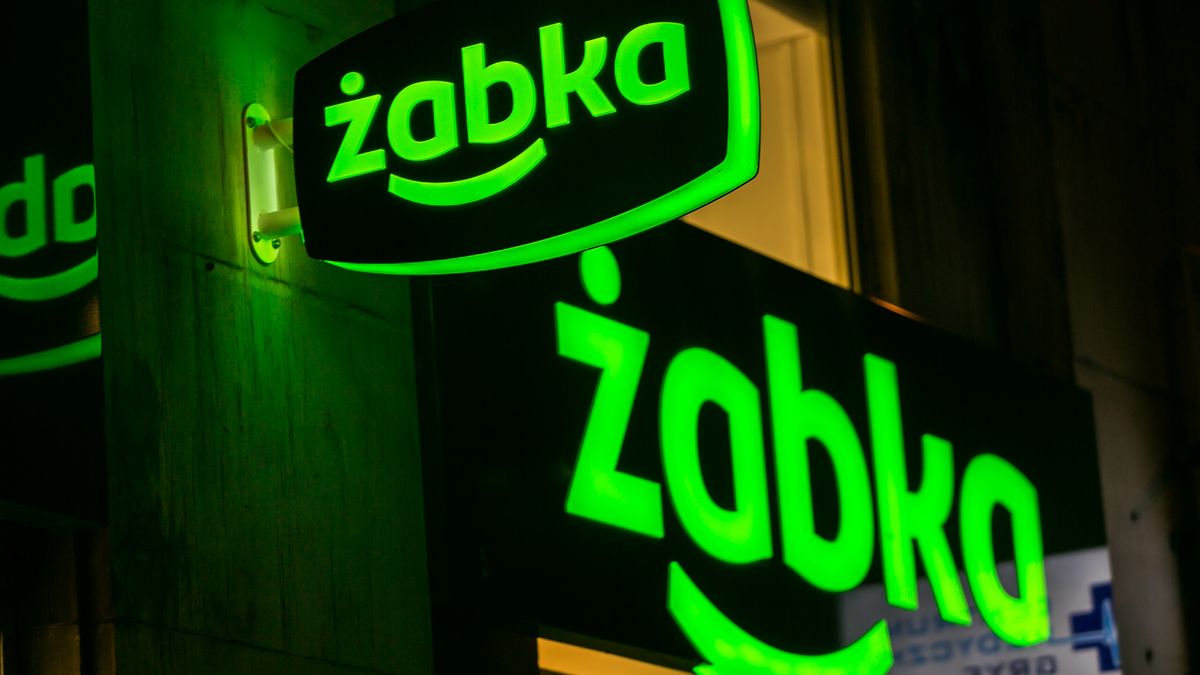 Lepiej zrób zakupy wcześniej. Żabka też może być zamknięta 1 listopada