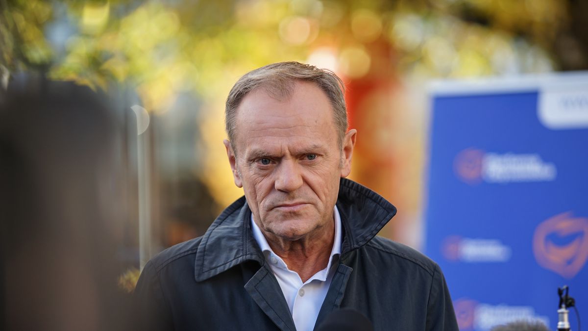 Donald Tusk stracił prawo jazdy na trzy miesiące