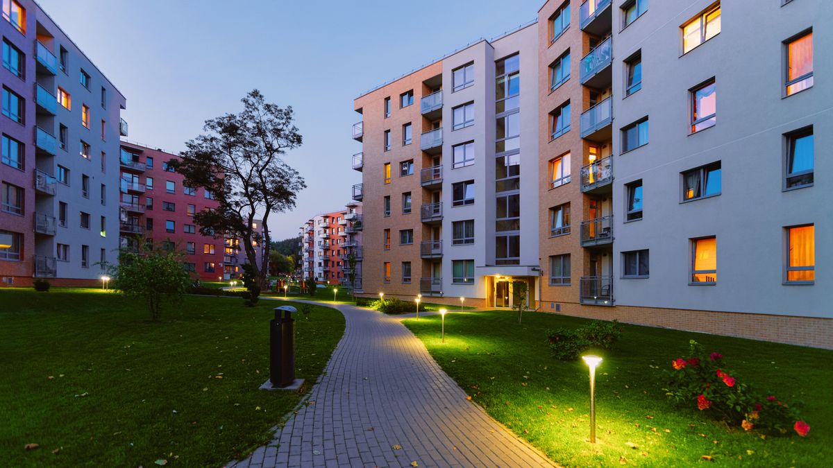 Właściciele mieszkań nie mogą podnosić czynszu, kiedy chcą i o ile chcą - pisze "GW" 