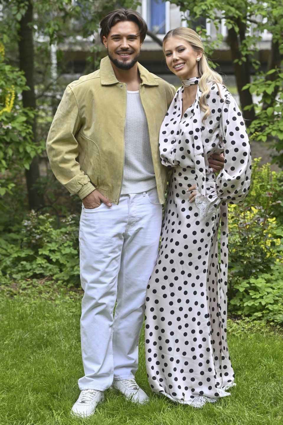 Ksenia Ngo, Leon Myszkowski