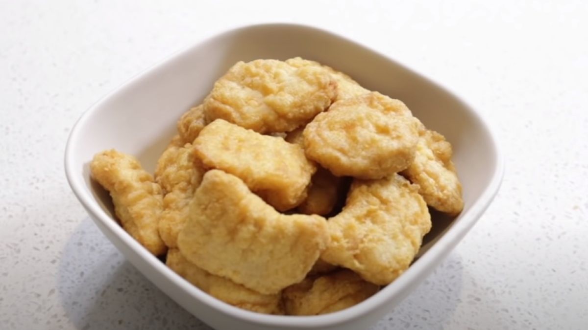 Nuggetsy z kurczaka to jedno z najpopularniejszych dań podawanych w restauracjach McDonald's