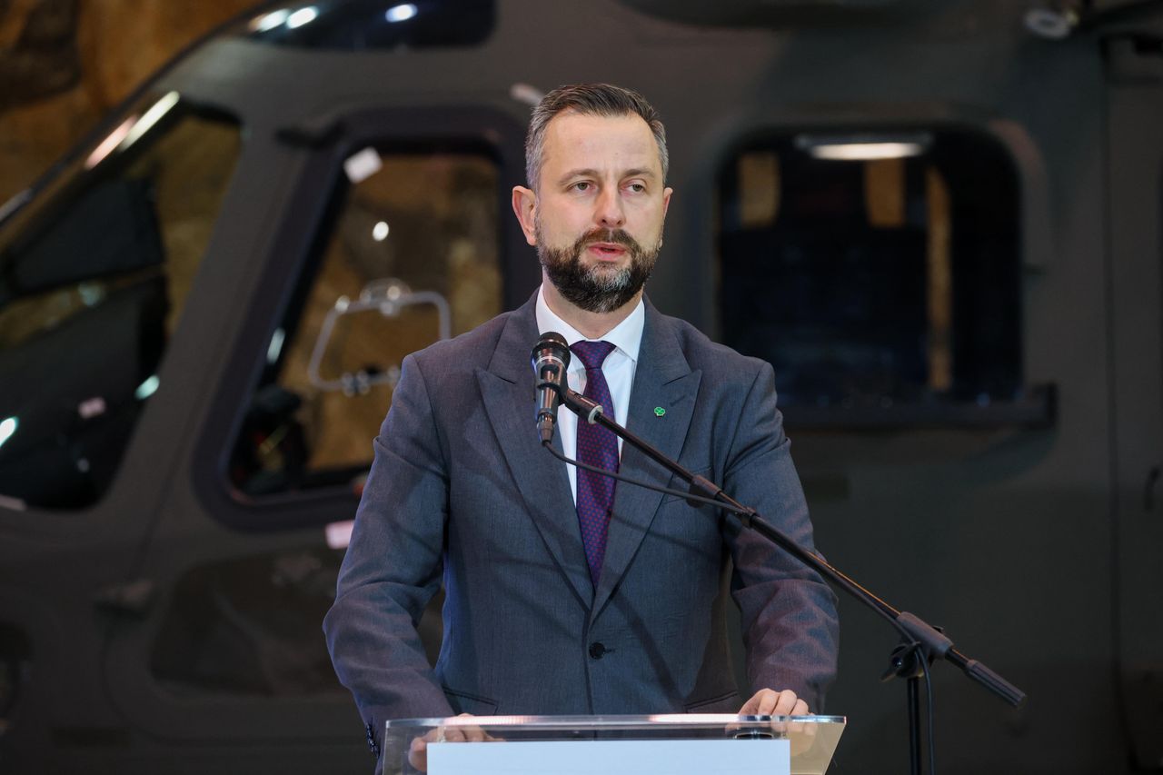 Szef MON o wypowiedzeniu konwencji ottawskiej. Wspomniał o dacie