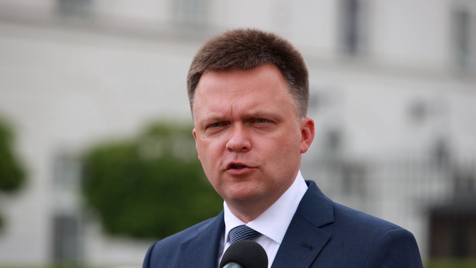 Kandydat na urząd prezydenta Szymon Hołownia podczas konferencji prasowej nt. programu działań na rzecz osób niepełnosprawnych. Warszawa, 22.06.2020.