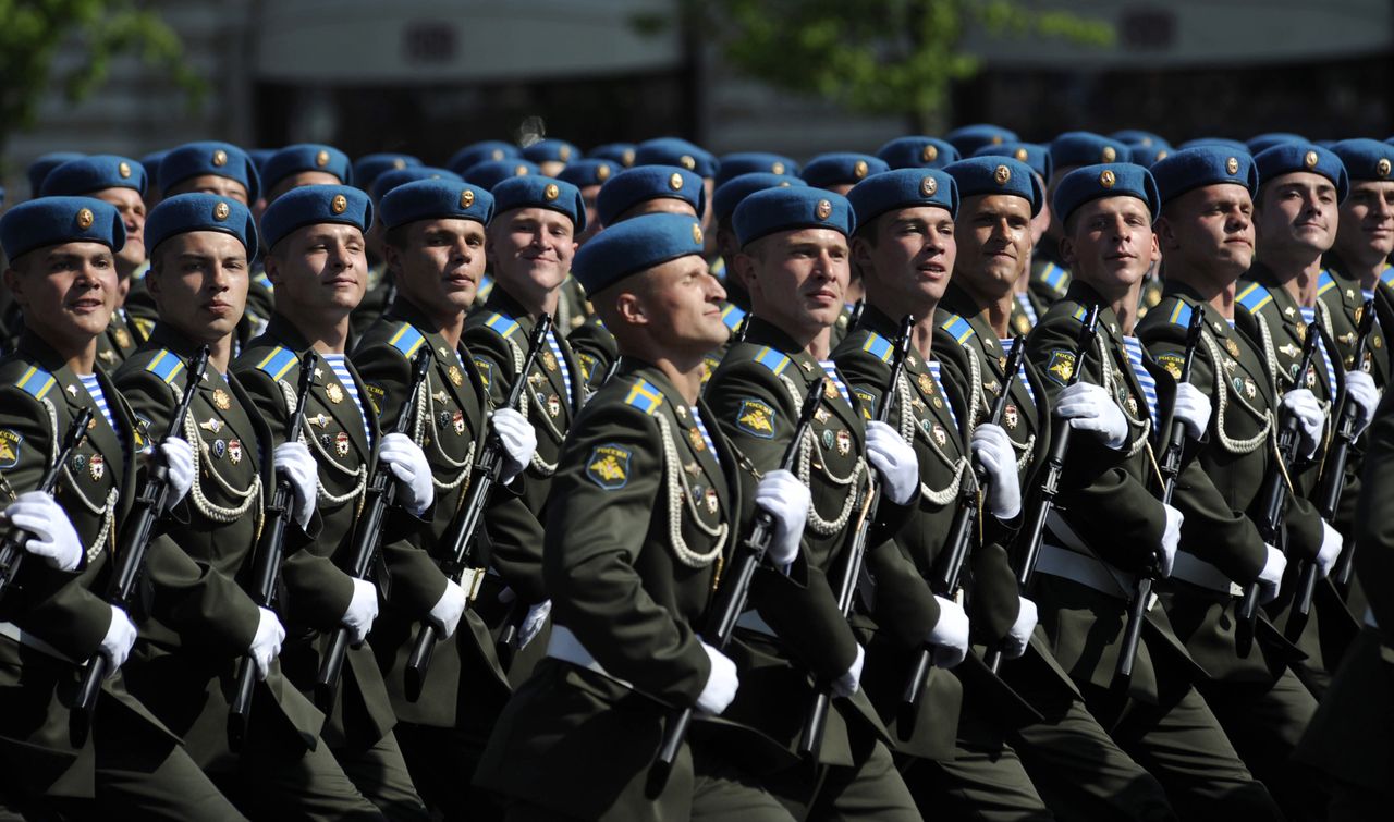 Soldiers of the Russian Federation Armed Forces