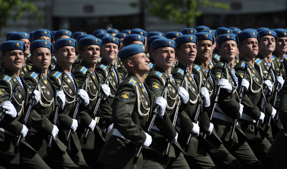 Żołnierze sił zbrojnych Federacji Rosyjskiej