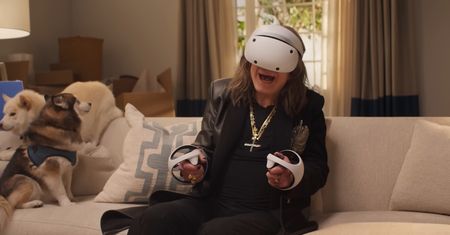 Ozzy Osbourne sięga po PS VR2. Jego reakcja mówi wszystko