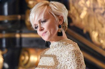 Wskoczyła w czarną maxi. Sandały były "wisienką na torcie"