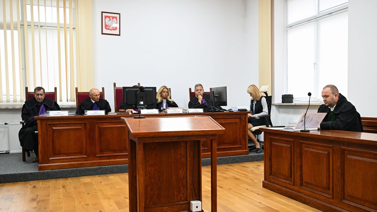 Rozprawa sądowa — zdjęcie ilustracyjne