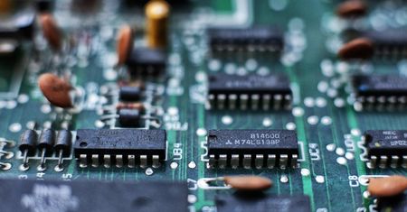 Bizmut zamiast krzemu. Najnowsza chińska technologia układów scalonych