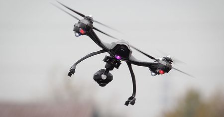 Koronawirus w Polsce. Tego jeszcze nie było. Testy transportowane dronem