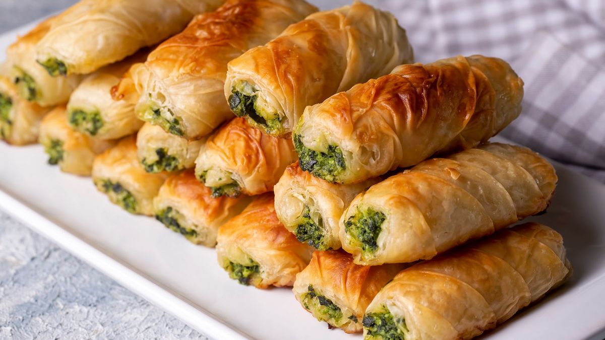 Roladki z ciasta francuskiego