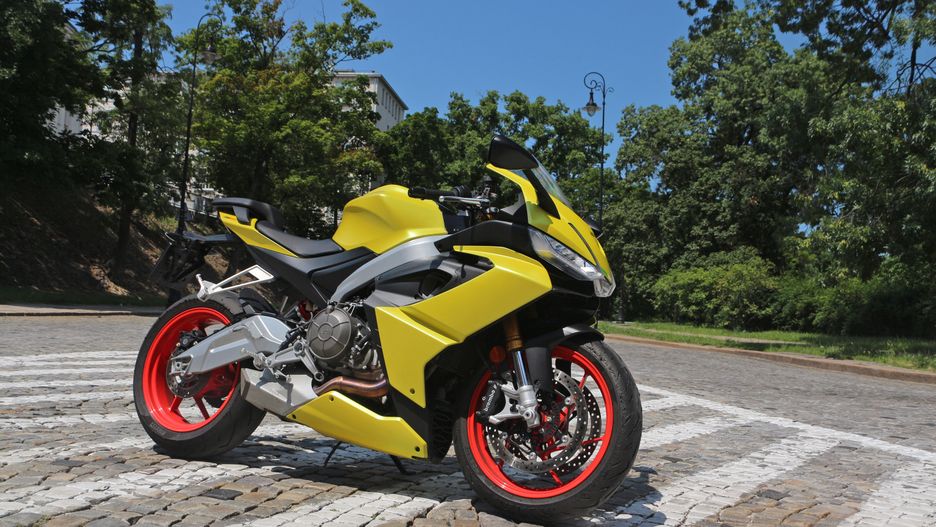 Aprilia RS 660