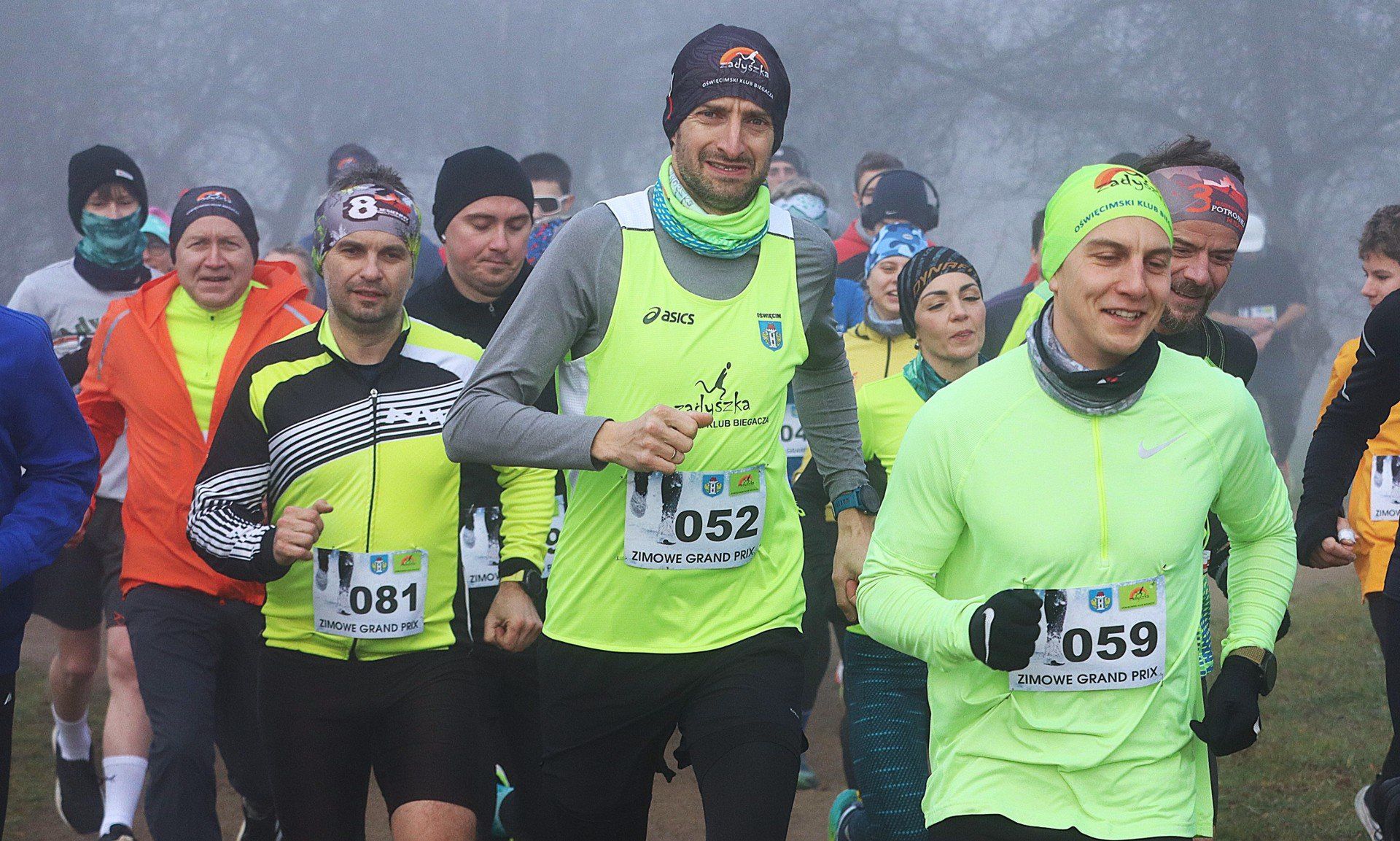 Ponad 50 zawodników stanęło na starcie wyścigu otwierającego jubileuszowe, bo X Zimowe Grand Prix Zadyszki Oświęcim.