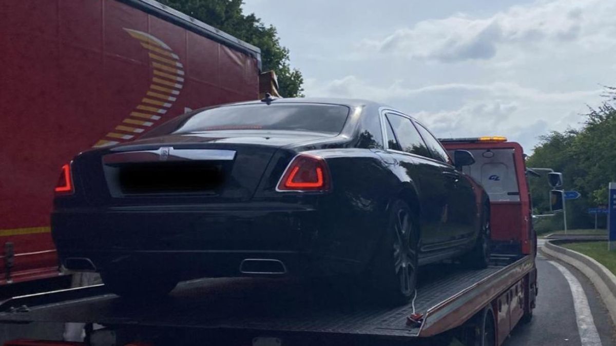Rolls Royce na polskich blachach pędził jak szalony po francuski