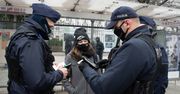 Polacy łamią nowe obostrzenia. Uwaga! Policja ostrzega, że zmieniło się prawo
