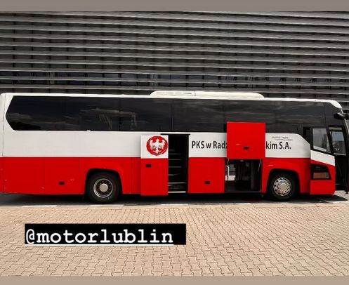 Na zdjęciu: autokar Motoru Lublin