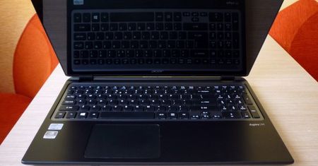 Acer Aspire M3 Touch – chudzielec z gamingowym zacięciem [test]