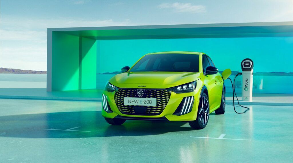 Odświeżony Peugeot e-208