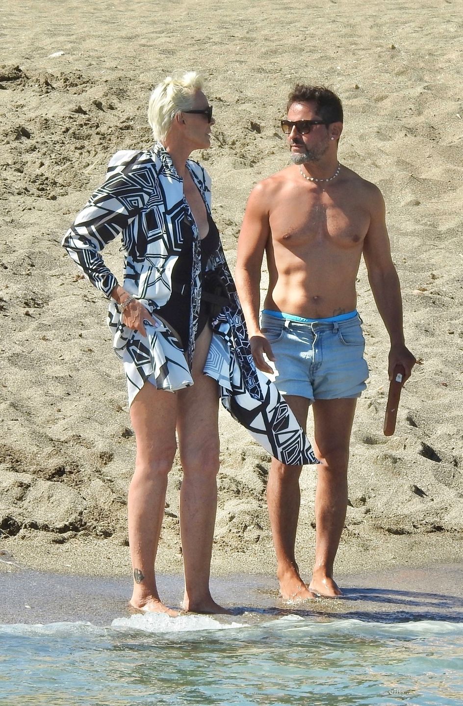 Brigitte Nielsen z mężem i córką
