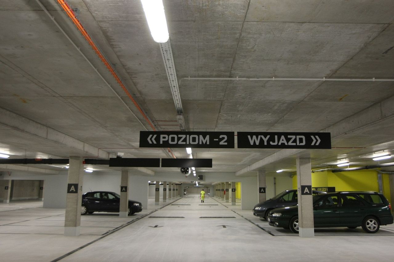 Miejsce parkingowe pod blokiem nie jest już obowiązkiem dewelopera? Zmiana przepisów
