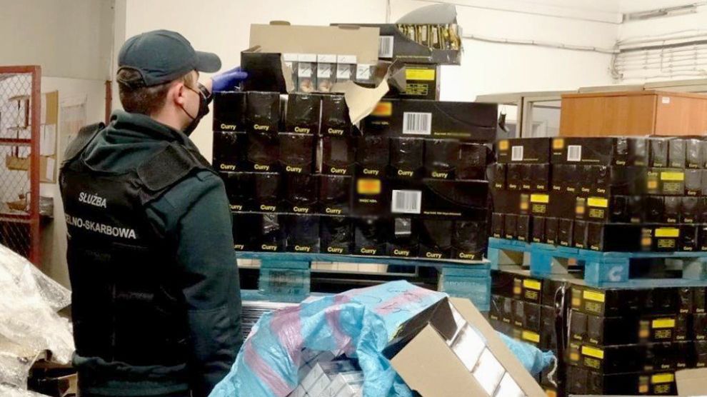 Celnicy udaremnili przemyt ponad 1,1 mln papierosów