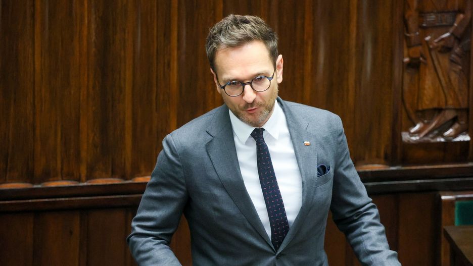 - Grozi nam sytuacja, w której wiele osób będzie miało gigantyczne problemy ze spłatą kredytów - mówił Waldemar Buda
