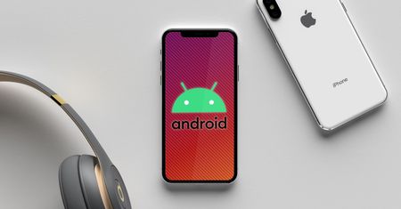 iPhone z Androidem? Nadchodzi pierwszy smartfon, który może zasłużyć na to miano