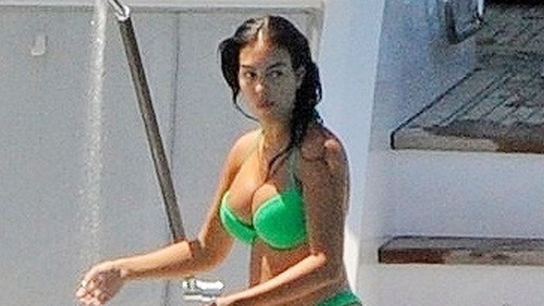 Cristiano Ronaldo i Georgina Rodriguez opalają się na jachcie