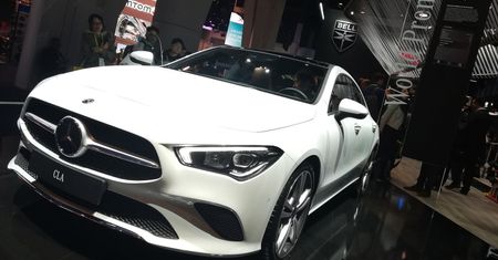 Nowy Mercedes CLA pokazany na CES 2019. Oto samochód godny targów w Las Vegas
