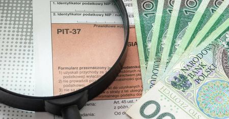 Ruszają rozliczenia PIT. Przez wysłanie "z automatu" możemy stracić