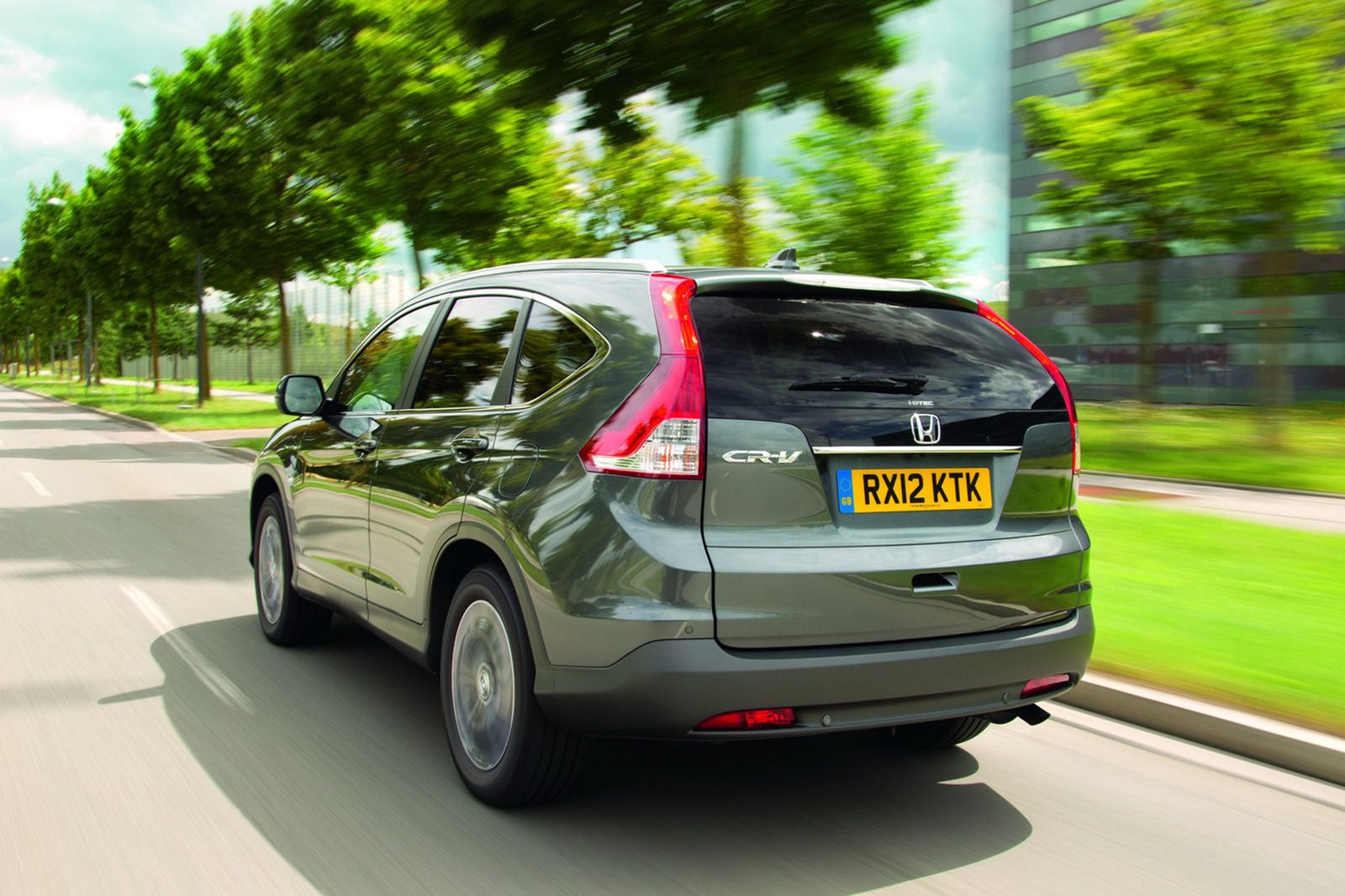 2013 Honda CR-V - obszerna galeria prosto od producenta 38