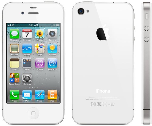 Na białego iPhone'a 4 klienci musieli czekać 10 miesięcy