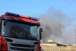 Częstochowa. Osobówka zaczęła się palić. Kierowca niczego nie zauważył