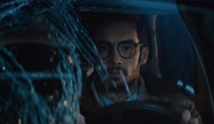 Krwawe obrazy w kampanii o bezpieczeństwie w ruchu drogowym. „Tego rodzaju reklamy muszą być brutalne”