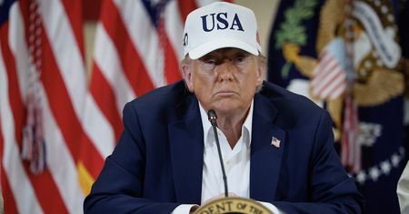 Groźne ruchy Trumpa. UE pokazała "miękkie podbrzusze" [OPINIA]