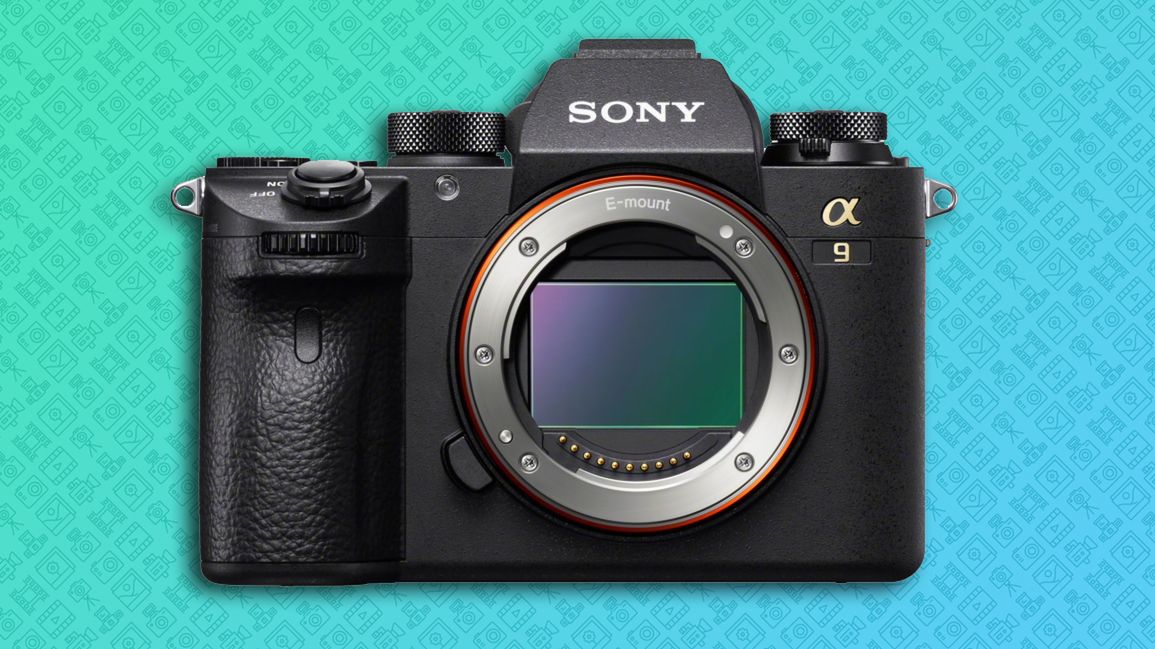 Sony zaprezentowało reporterski aparat bezlusterkowy Sony A9 i obiektyw Sony FE 100-400mm f/4.5-5.6 GM OSS 1