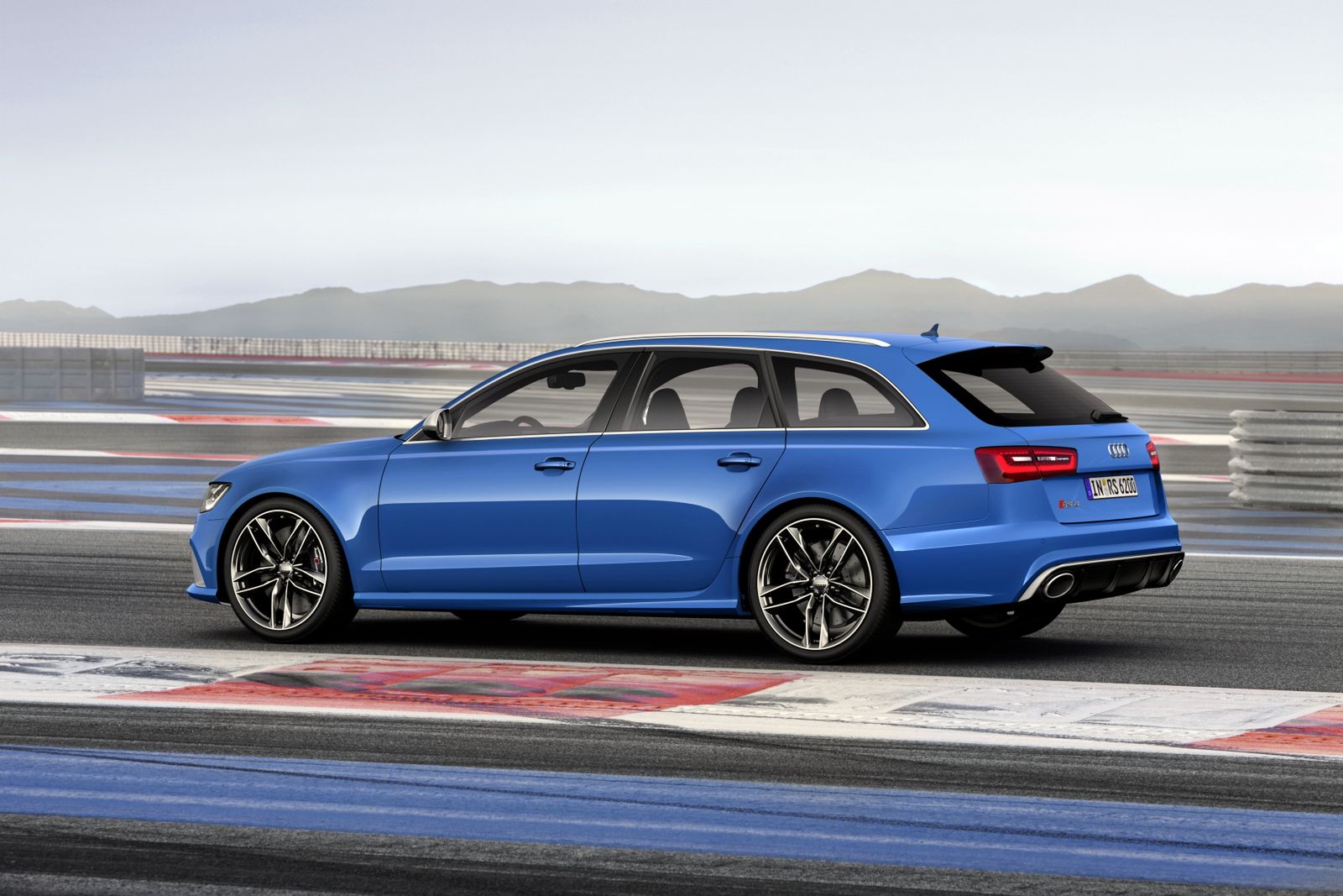 Nowe Audi RS6 Avant - zadziorne kombi [galeria] 4