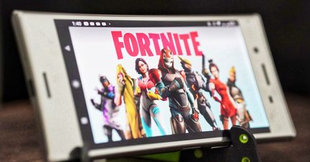 Można grać w Fortnite na iOS. I Apple nic na to nie poradzi