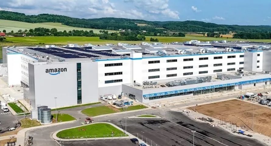 Amazon blisko otwarcia kolejnego centrum logistycznego w Polsce. Więcej robotów niż ludzi
