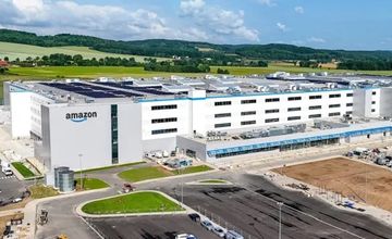Amazon blisko otwarcia kolejnego centrum logistycznego w Polsce. Więcej robotów niż ludzi