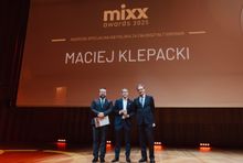 Maciej Klepacki z nagrodą IAB Polska