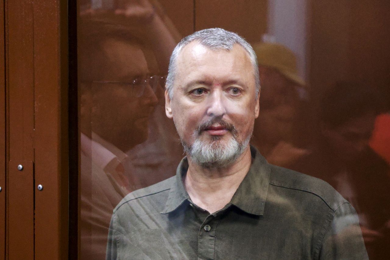 Igor Girkin has problems. Can he escape from the penal colony?