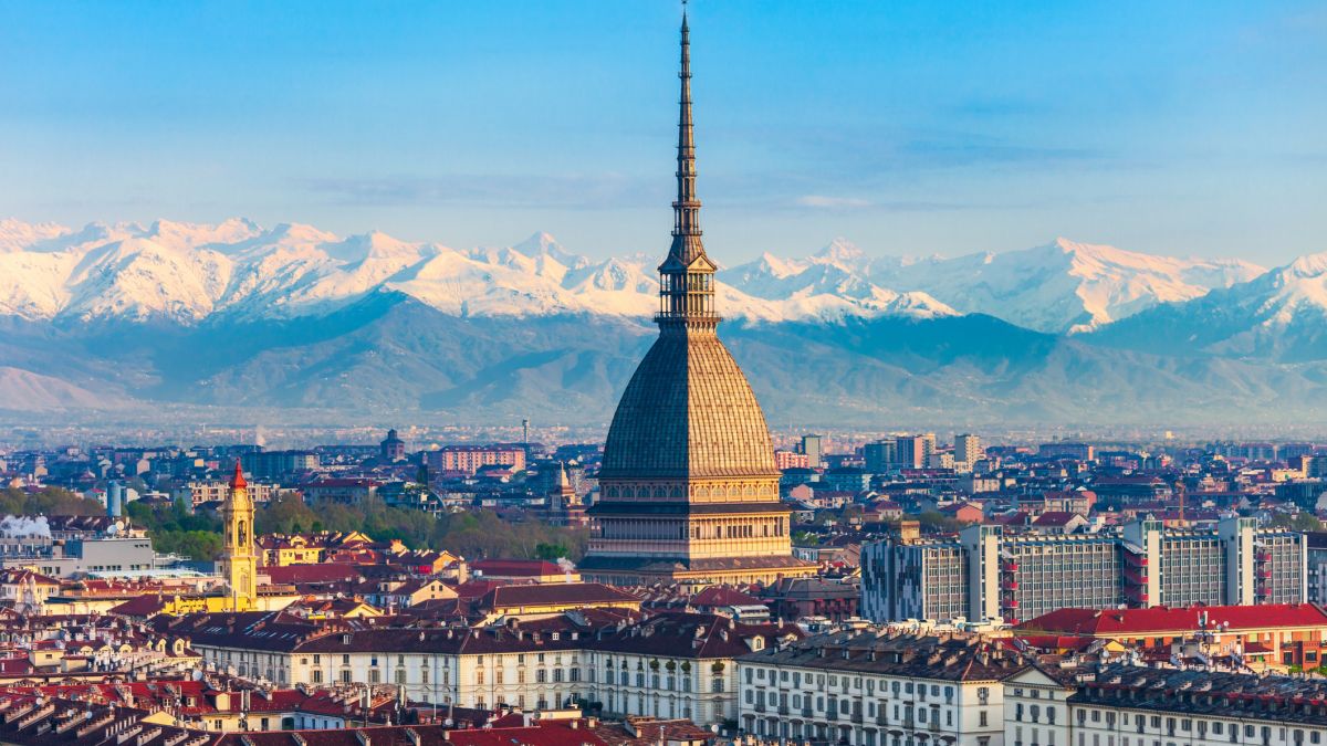 LOT uruchamia nowy kierunek