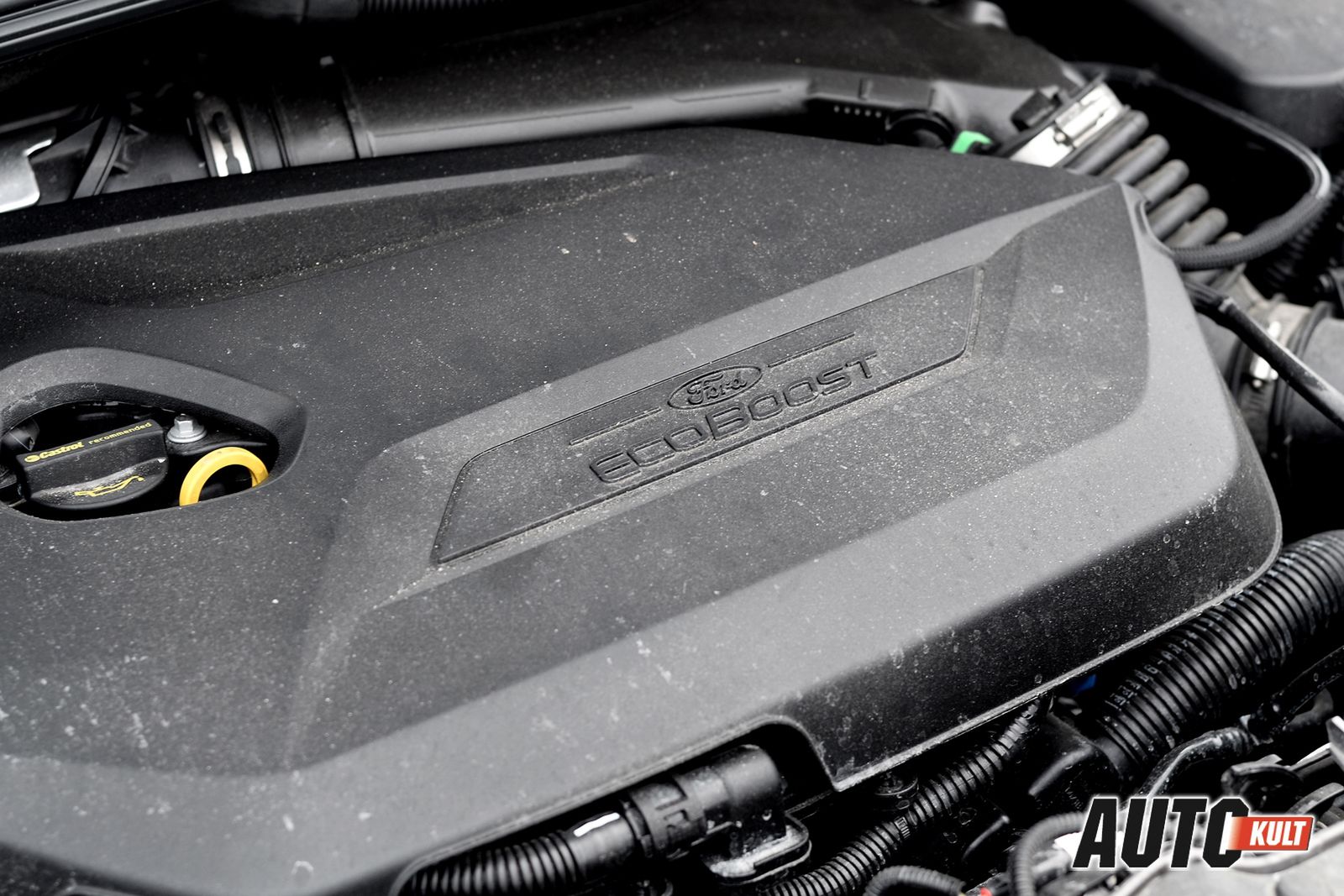 Volkswagen Golf Variant VII 2,0 TDI Highline vs. Ford Focus Kombi 1,6 EcoBoost Titanium - test  [galeria] 17
