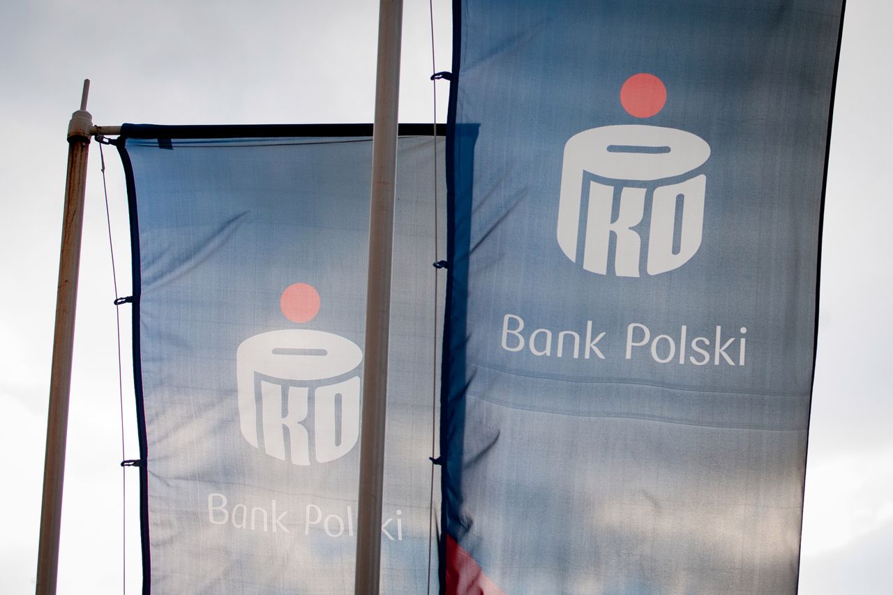 Klienci PKO BP zagrożeni – ktoś próbuje wyłudzić ich dane logowania do bankowości